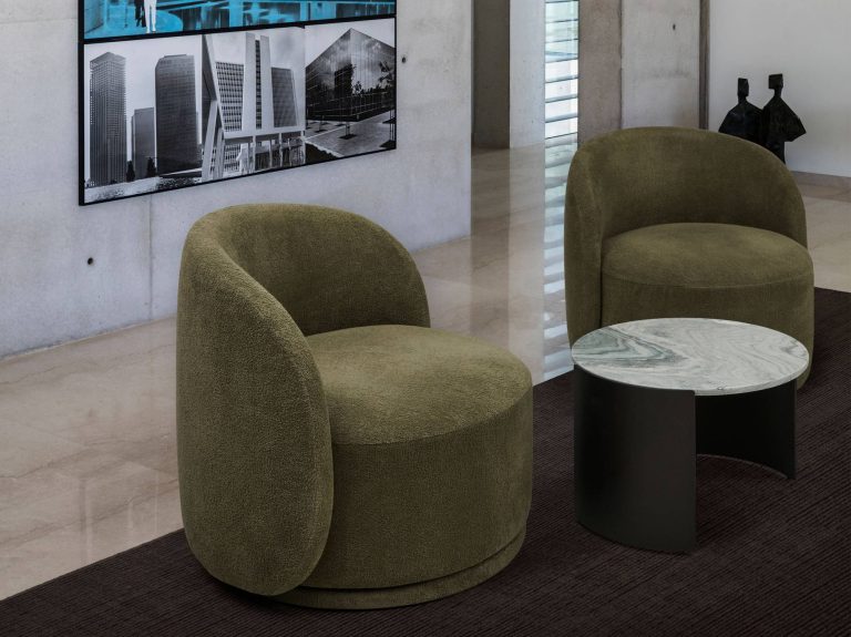 PHILLIP ARMCHAIR